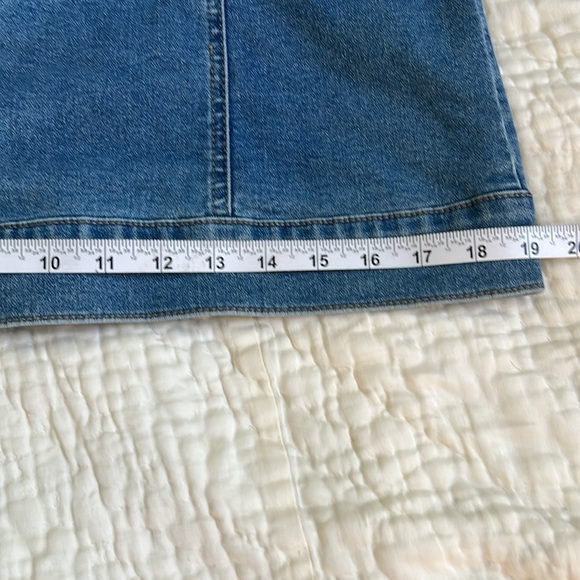 Market & Spruce Blue Jean Jacket Tailored Fit
Indigo fabric M - Picture 9 of 9